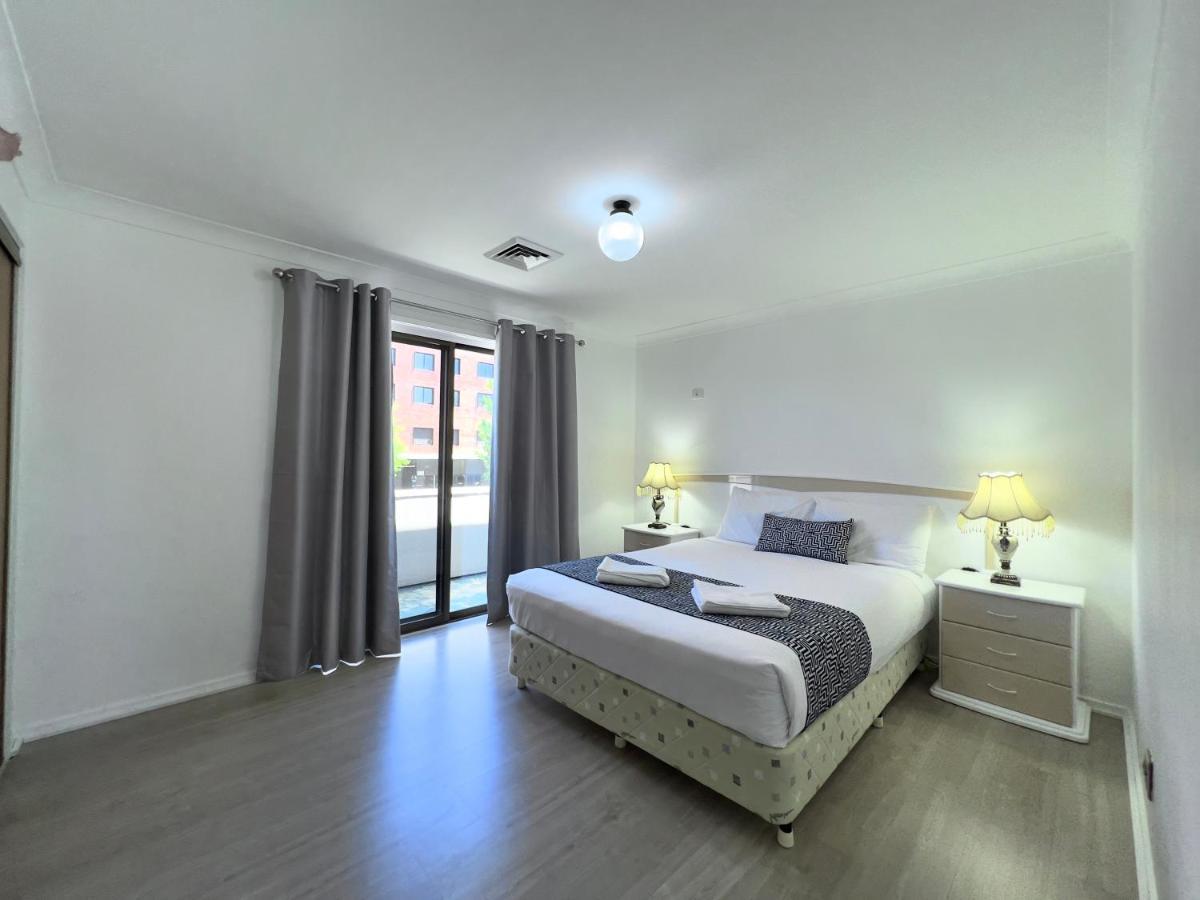 Albury Garden Court Motel Eksteriør billede