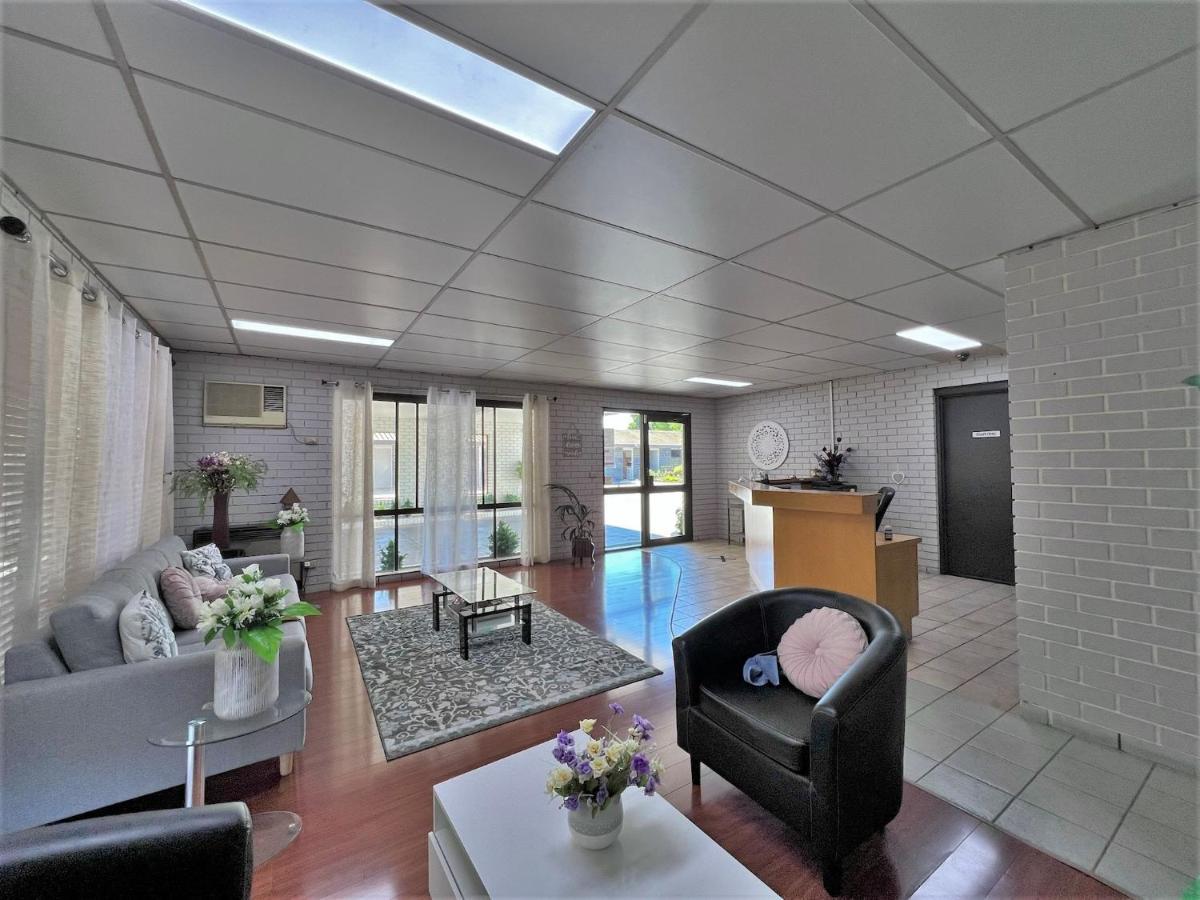 Albury Garden Court Motel Eksteriør billede