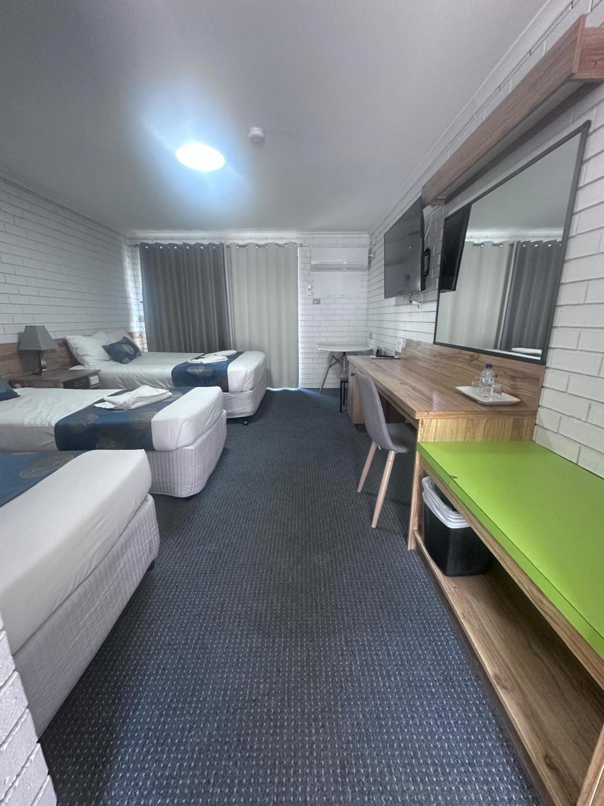Albury Garden Court Motel Eksteriør billede