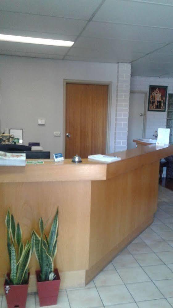 Albury Garden Court Motel Eksteriør billede