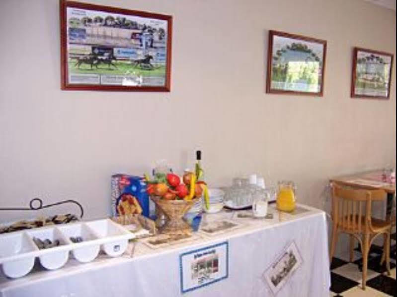 Albury Garden Court Motel Eksteriør billede